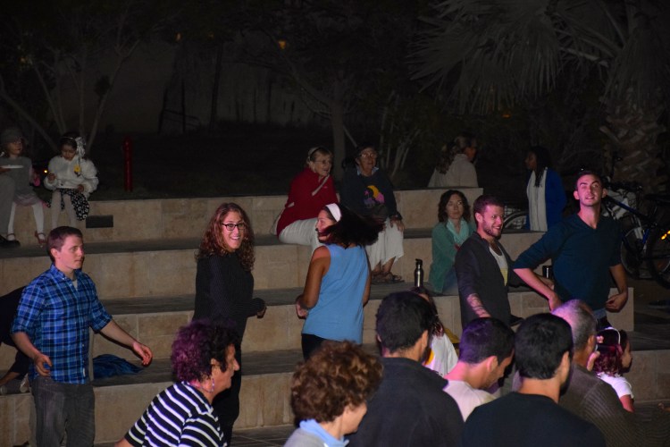 You can play a nice little game of "Which person dancing seems to be doing something completely different from the rest of the group" and that's me :D