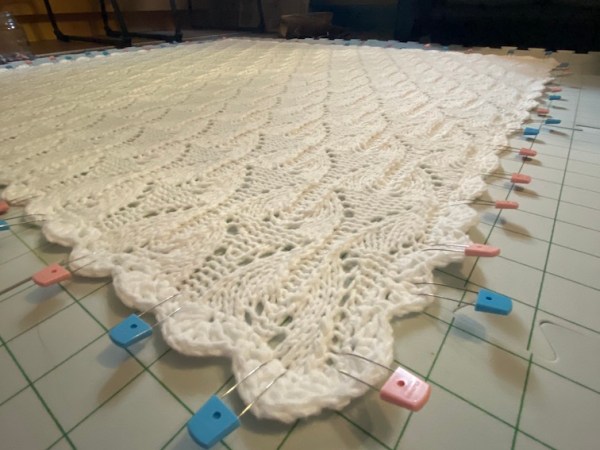 Sleepy Eyes Baby&nbsp;Blanket